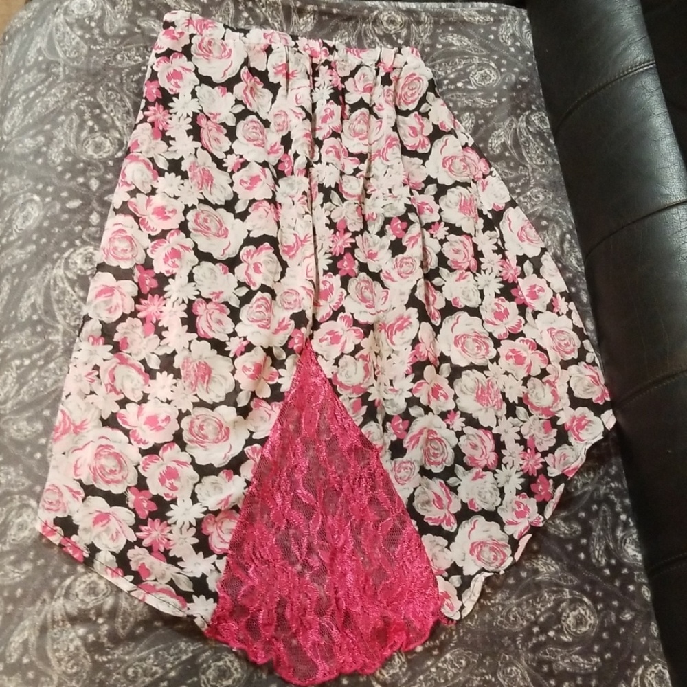 Skirt - Picture 3 of 3